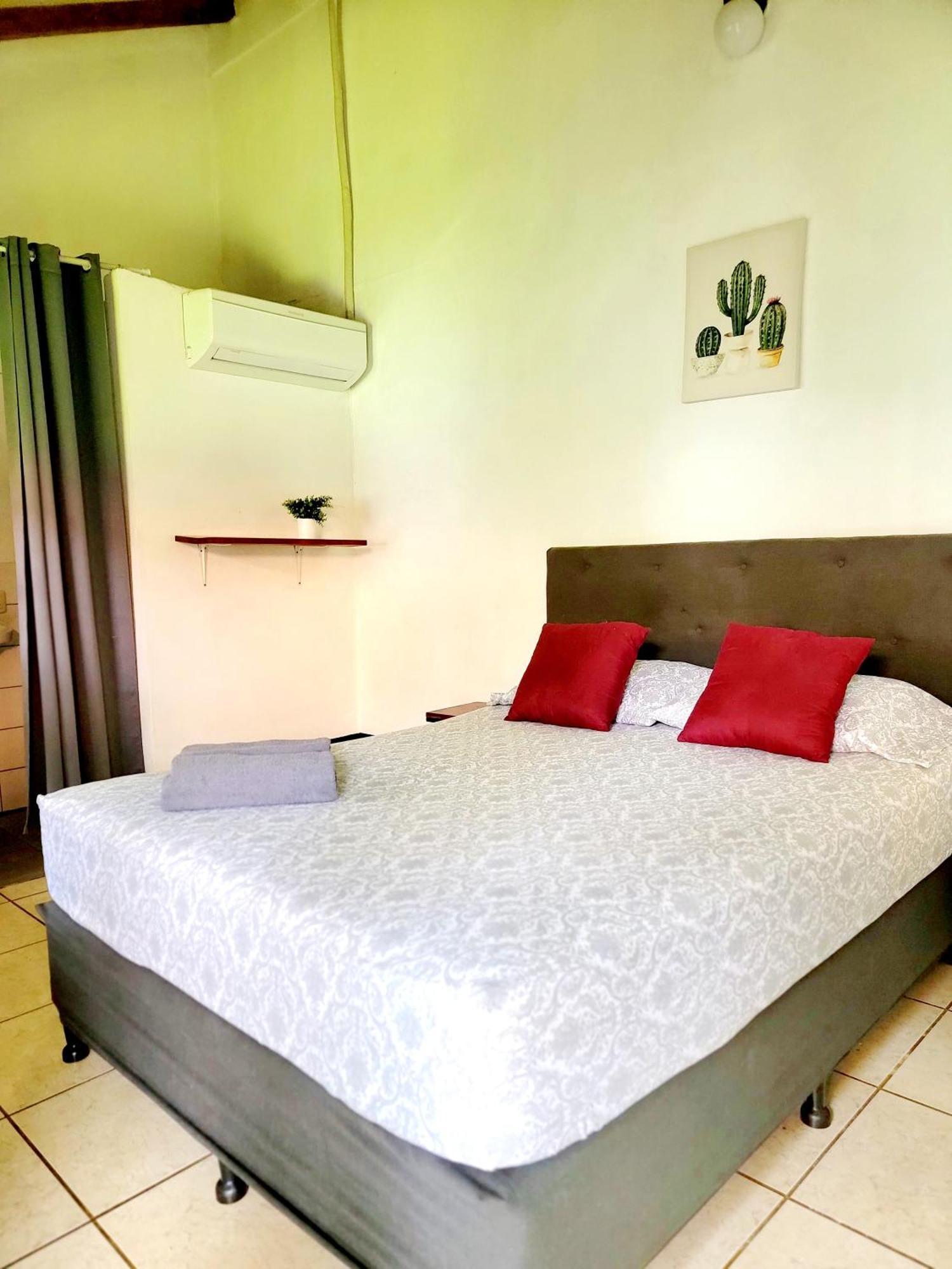 Poco A Poco Hostel León 외부 사진